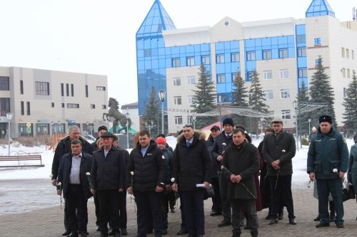 Нурлатцы почтили память погибших в ходе теракта в Подмосковье