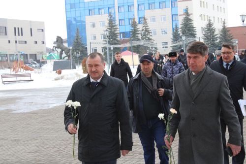 Нурлатцы почтили память погибших в ходе теракта в Подмосковье