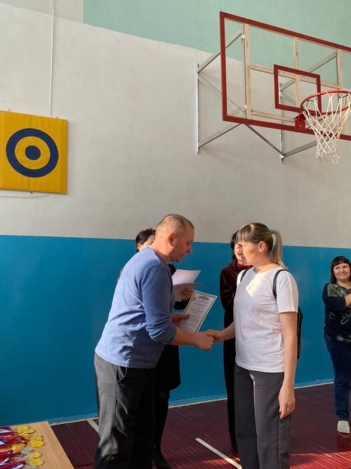 В Нурлате впервые прошел турнир по волейболу среди сборных команд матерей