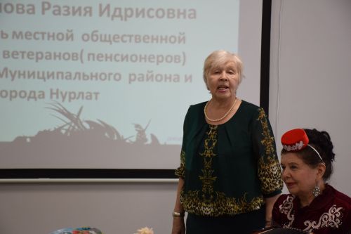 В КДЦ «Грани» прошел музыкальный вечер для представительниц старшего поколения