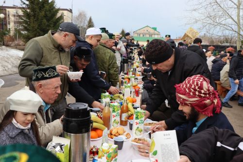 В мечетях Нурлатского района прошло праздничное богослужение