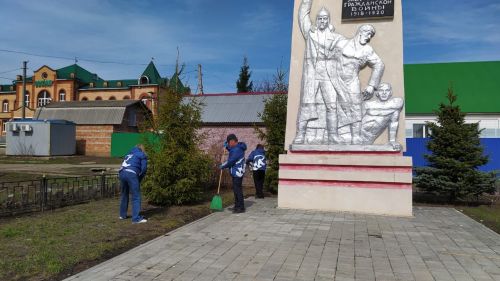 Нурлатские единороссы присоединились к Всероссийскому субботнику