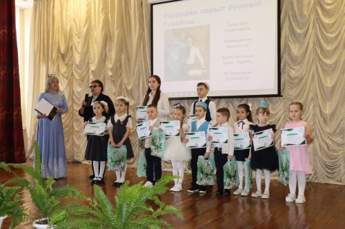 «Нурлат-информ» наградил победителей конкурса «Тукай моңнары» («Тукаевские напевы»)