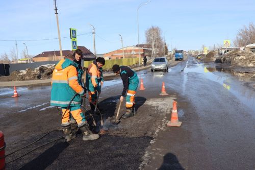 Ямочный ремонт в Нурлатском районе ведется круглый год