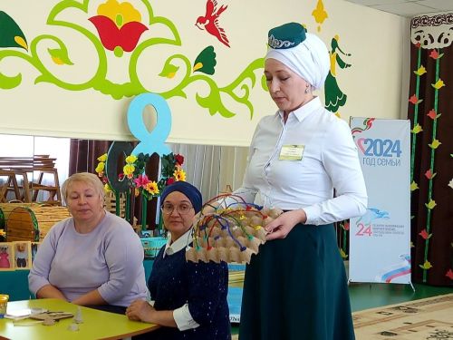 Воспитатели нурлатского детского сада «Алсу» поделились опытом работы с коллегами