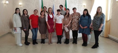 В Нурлатском ЗАГСе прошел День беременных