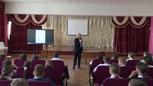С гимназистами Нурлата беседовали о правилах езды на СИМах