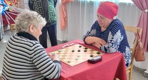 В Нурлате прошли турниры по шахматам и шашкам, посвященные Дню Победы
