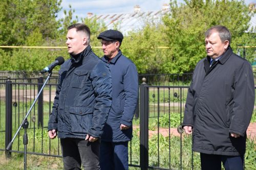 В деревне Ерыкла с почестями похоронили погибшего на СВО земляка
