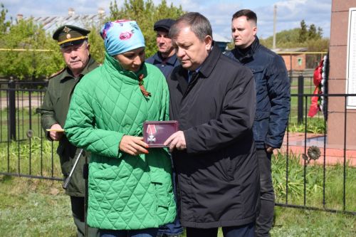 В деревне Ерыкла с почестями похоронили погибшего на СВО земляка