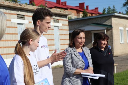 В Нурлате в знании ПДД соревновались не только дошколята, но и их родители