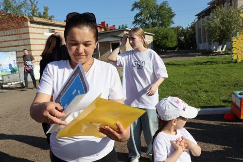 В Нурлате в знании ПДД соревновались не только дошколята, но и их родители