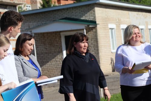 В Нурлате в знании ПДД соревновались не только дошколята, но и их родители