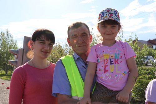 В Нурлате в знании ПДД соревновались не только дошколята, но и их родители