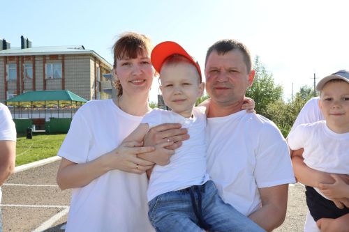 В Нурлате в знании ПДД соревновались не только дошколята, но и их родители