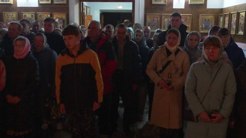 Ночное Пасхальное богослужение в храме пророка Божия Илии