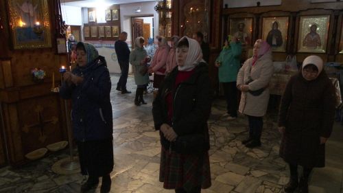Ночное Пасхальное богослужение в храме пророка Божия Илии