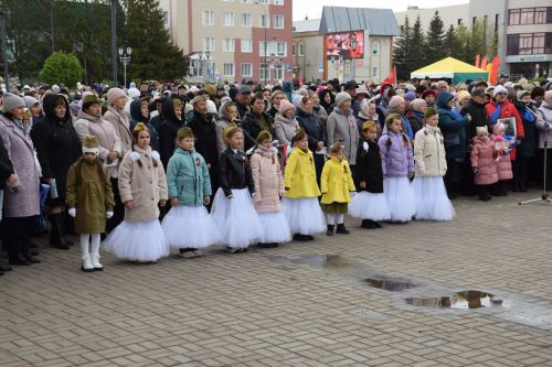 В Нурлате праздничные мероприятия прошли на центральной площади города