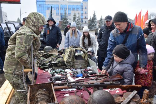 В Нурлате праздничные мероприятия прошли на центральной площади города