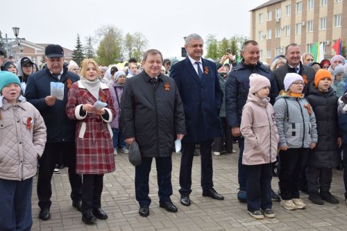В Нурлате праздничные мероприятия прошли на центральной площади города