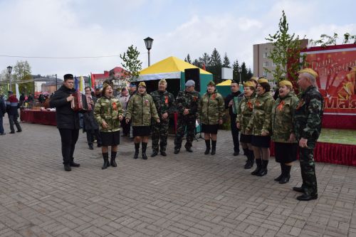 В Нурлате праздничные мероприятия прошли на центральной площади города