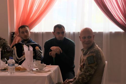 Глава Нурлатского района Дамир Ишкинеев в День Победы встретился с бойцами СВО