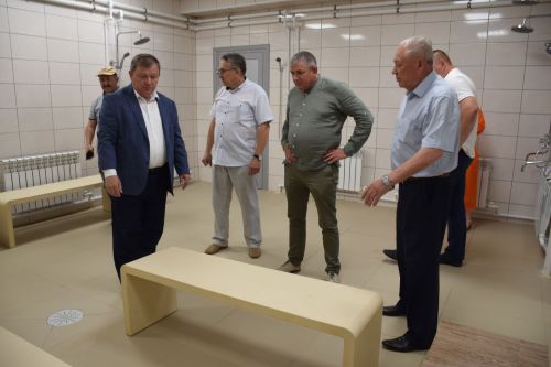 В доме-интернате для престарелых и инвалидов города Нурлат капитально отремонтировали баню для жильцов