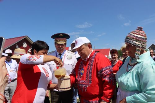 Уяв в Нурлате прошел широко и красочно (фоторепортаж)