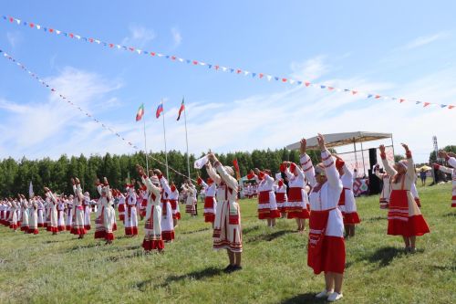Уяв в Нурлате прошел широко и красочно (фоторепортаж)