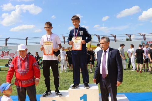 Турнир по чувашской борьбе на поясах стал завершением нурлатского Уява