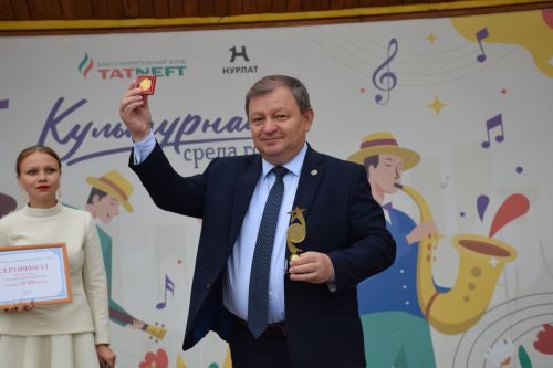 В Нурлате чествовали лучших выпускников нашего района (ФОТОРЕПОРТАЖ)