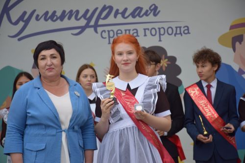 В Нурлате чествовали лучших выпускников нашего района (ФОТОРЕПОРТАЖ)