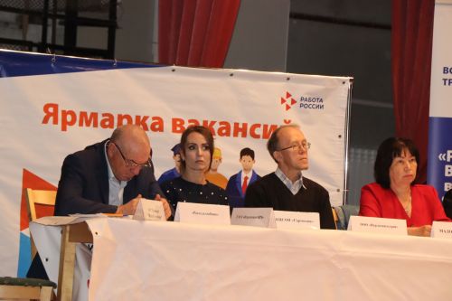 В Нурлате прошла Всероссийская ярмарка вакансий