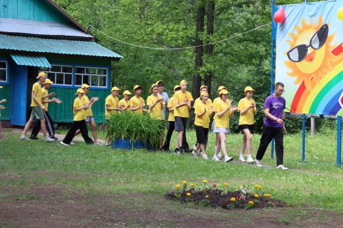 В Нурлате состоялось торжественное открытие летней смены в лагере «Заречный»