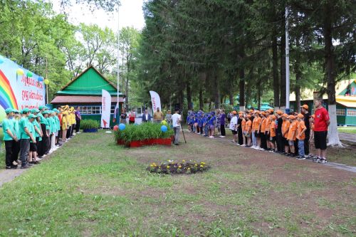 В Нурлате состоялось торжественное открытие летней смены в лагере «Заречный»
