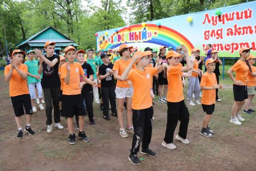 В Нурлате состоялось торжественное открытие летней смены в лагере «Заречный»
