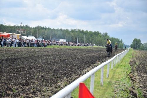 В Нурлате главный приз конноспортивных соревнований завоевал Радимир Кириллов из Чувашской Менчи