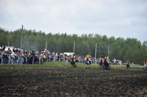 В Нурлате главный приз конноспортивных соревнований завоевал Радимир Кириллов из Чувашской Менчи