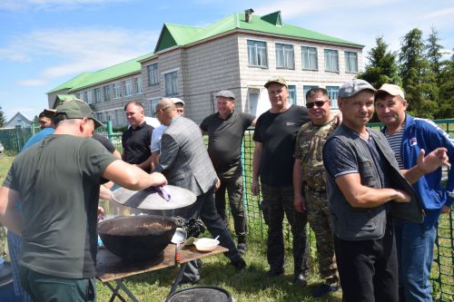 В Нурлате в Центре «Нур» прошли соревнования, посвященные ветеранам боевых действий
