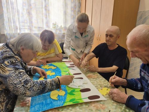 «Творческая мастерская» Нурлатского дома-интерната работает ежедневно