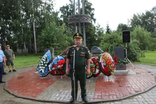 В Нурлате в День ветеранов боевых действий возложили цветы