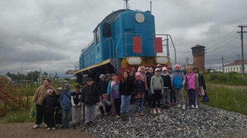 ЮИДовцы пришкольного лагеря «Эврика»  посетили с экскурсией железнодорожный вокзал Нурлата