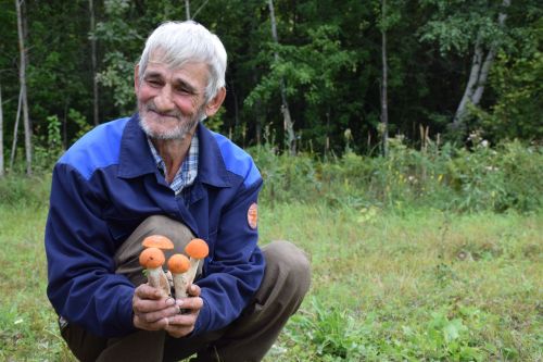 Грибная лихорадка: Сергей Николаевич Холкин - главный грибник Бутаихи
