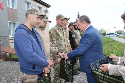 Очередная группа контрактников отправилась в зону СВО из Нурлата