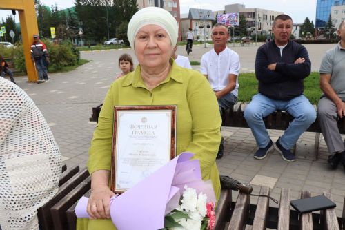 Махира Гафурова из Нурлата посвятила строительной отрасли 42 года