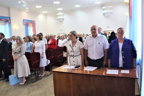 Заместитель главы Нурлатского района Линар Маняпов досрочно сложил свои полномочия