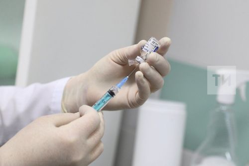 В Татарстан завезли первую партию вакцины от гриппа