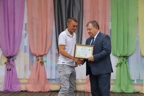 В Нурлате прошло праздничное мероприятие, посвященное Дню строителя