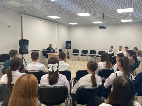 В Нурлатском клубе «Мирас» состоялась встреча врача-нарколога с подростками