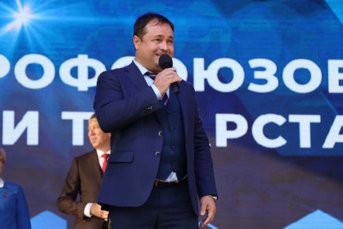 Нурлатцы отмечают День профсоюзов (фоторепортаж)